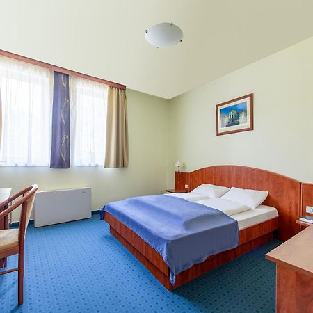 Villa Oliver Goedoello Екстер'єр фото
